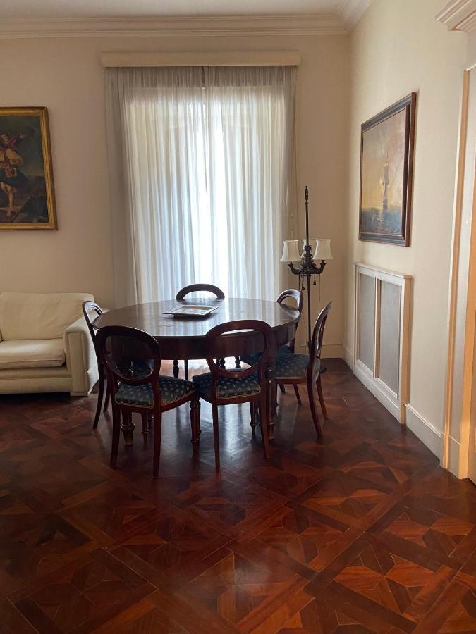Royal Apartment In San Domenico Maggiore Napoli Bagian luar foto